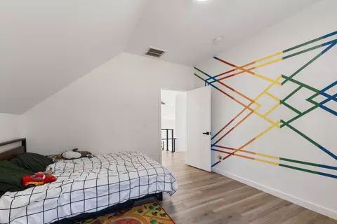 Bedroom - 410 Loop Rd, Campobello, SC 29322 photo 5 of 5