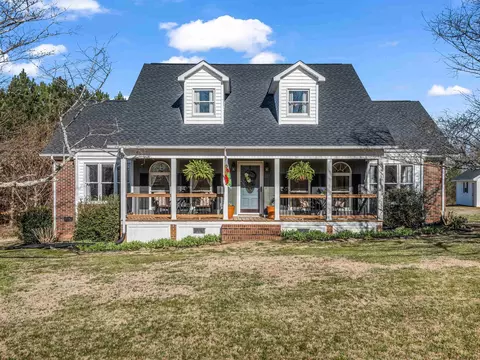 131 Woodview Dr, Gaffney, SC 29341
