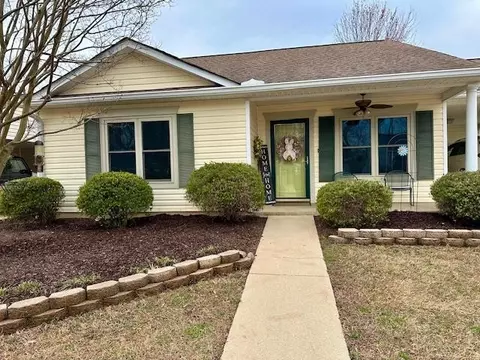 807 Amarillo Dr, Moore, SC 29369