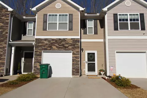 1549 Katherine Ct, Boiling Springs, SC 29316