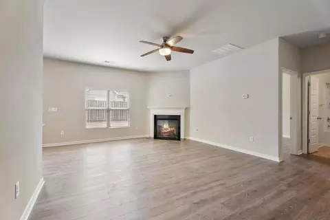2010 Pomerol Dr, Moore, SC 29369 photo 8