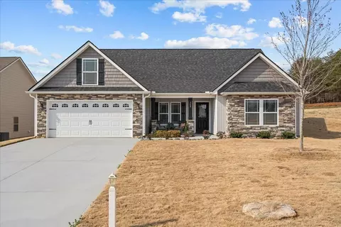 308 Dogwood Trl, Campobello, SC 29322