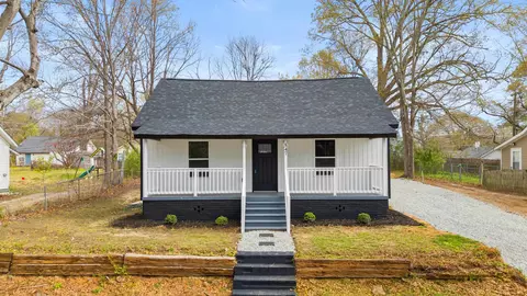 547 Perrin Ave, Woodruff, SC 29388