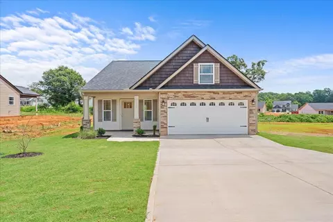 1132 New Basin Dr, Inman, SC 29349