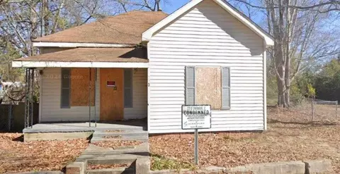 443 Eloise Dr, Spartanburg, SC 29301