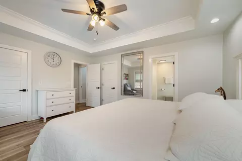 Bedroom - 435 Dickson Rd, Campobello, SC 29322 photo 7 of 9