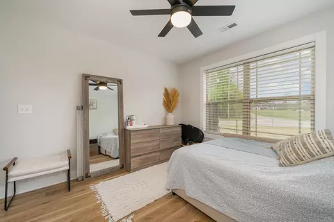 Bedroom - 435 Dickson Rd, Campobello, SC 29322 photo 5 of 9