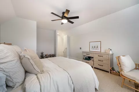 Bedroom - 435 Dickson Rd, Campobello, SC 29322 photo 9 of 9
