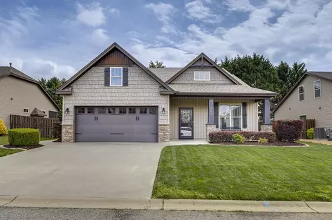 807 Lynshire Ln, Moore, SC 29369