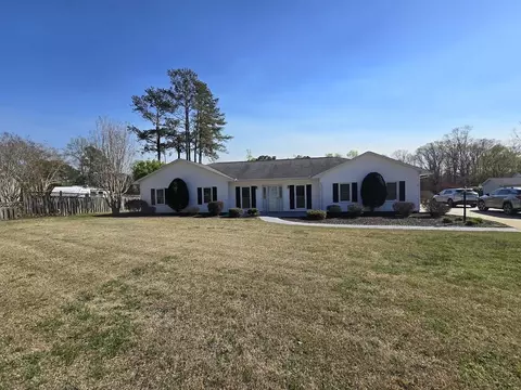 120 Camelot Dr, Gaffney, SC 29341