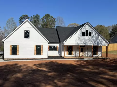 28 Westmoreland Rd, Woodruff, SC 29388