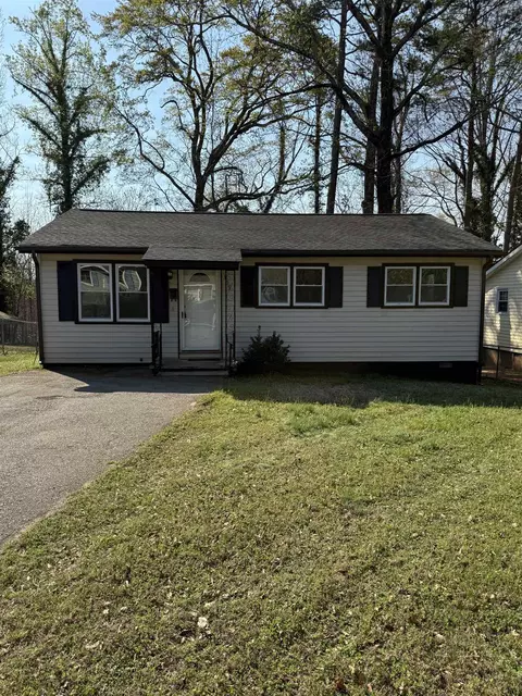 359 Woodview Ave, Spartanburg, SC 29306