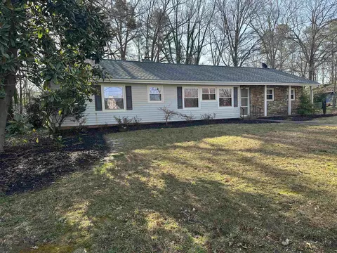 715 S Petty St, Gaffney, SC 29340