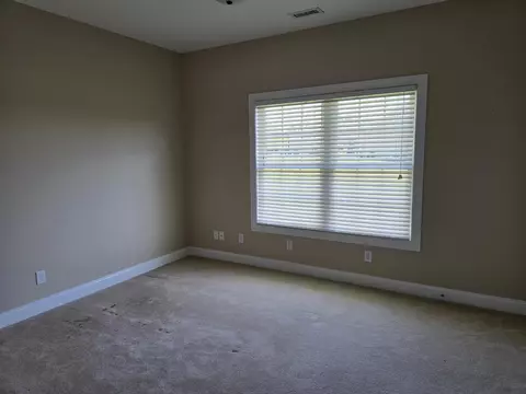 Bedroom - 126 Emerald Dr, Gaffney, SC 29341 photo 2 of 3