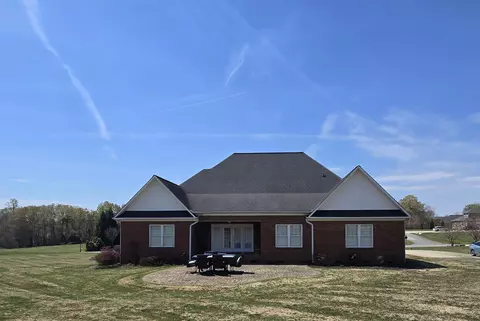 126 Emerald Dr, Gaffney, SC 29341