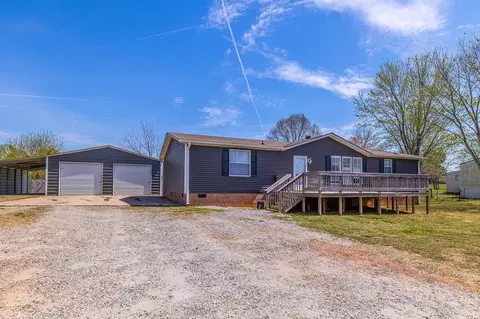 460 Cinnamon Ridge Dr, Inman, SC 29349