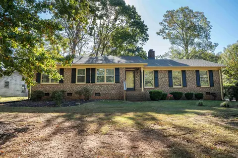 322 Seven Oaks Ln, Spartanburg, SC 29301