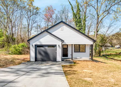 111 Iris Ln, Gaffney, SC 29341 photo 1