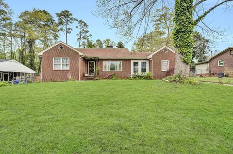 109 Anita Ct, Spartanburg, SC 29302