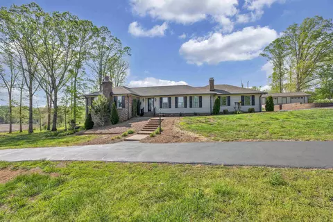 1016 Fish Camp Rd, Chesnee, SC 29323