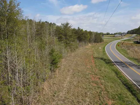 136 Darwin Rd, Gaffney, SC 29340 photo 5
