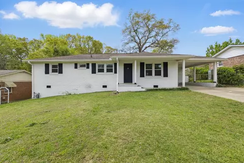 121 Oak Hill Dr, Greenville, SC 29617