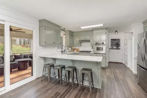 320 E Killarney Lk, Moore, SC 29369 photo 6