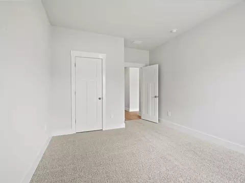 1017 Hillcraft Dr, Greer, SC 29651 photo 10