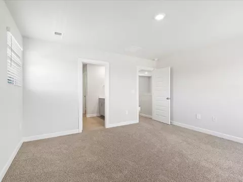 Bedroom - 701 Whitebark Dr, Pendleton, SC 29670 photo 3 of 7