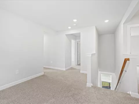 Entry Way - 701 Whitebark Dr, Pendleton, SC 29670 photo 2 of 9