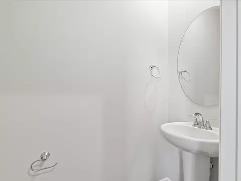 Bath - 701 Whitebark Dr, Pendleton, SC 29670 photo 3 of 4