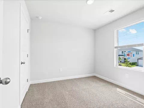 Bedroom - 701 Whitebark Dr, Pendleton, SC 29670 photo 6 of 7