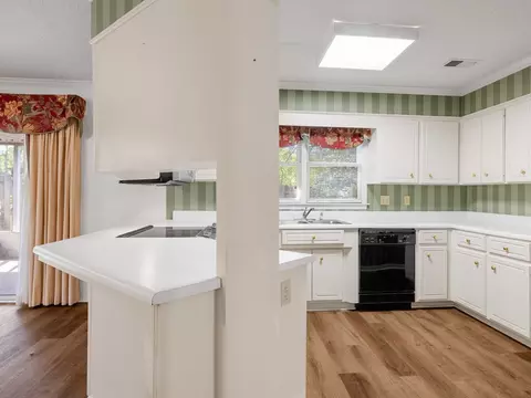 211 Ashton Dr, Moore, SC 29369 photo 13