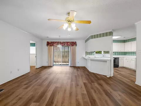 211 Ashton Dr, Moore, SC 29369 photo 6