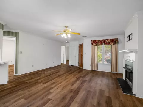 211 Ashton Dr, Moore, SC 29369 photo 8