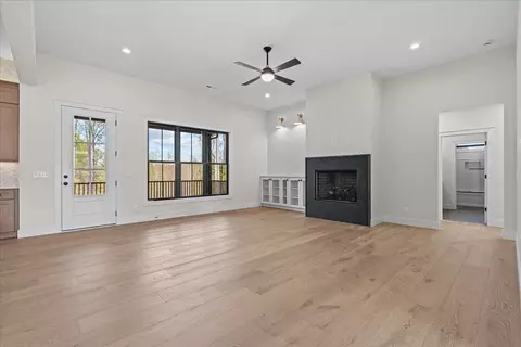3967 Pennington Rd, Greer, SC 29651 photo 5