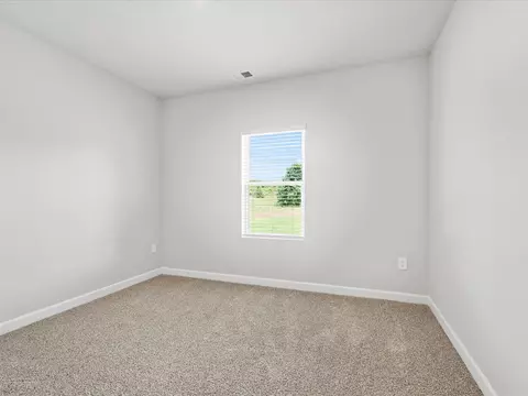 Bedroom - 703 Whitebark Dr, Pendleton, SC 29670 photo 1 of 10