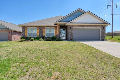 1187 Midway Hill Ln, Duncan, SC 29334