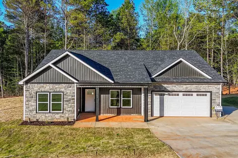 146 Susans Rd, Gaffney, SC 29341