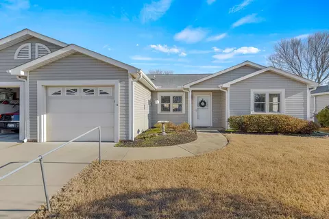 6 Hillview Dr, Greenville, SC 29615