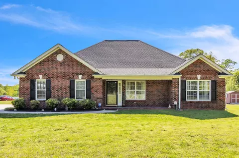 110 White Oak Dr, Greer, SC 29651