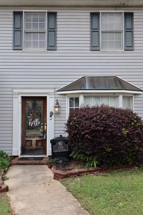 378 W Pointe Dr, Spartanburg, SC 29301