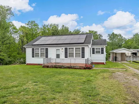 632 Maple Dr, Greer, SC 29651