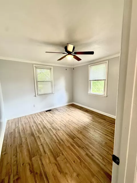 Bedroom - 7 Pine Ln, Inman, SC 29349 photo 2 of 2
