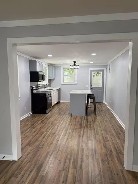 Kitchen - 7 Pine Ln, Inman, SC 29349 photo 4 of 4