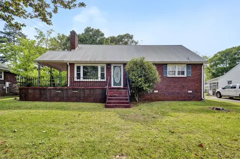 28 Springfield Ave, Greenville, SC 29611