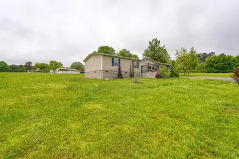 360 Johnson Cir, Inman, SC 29349 photo 3