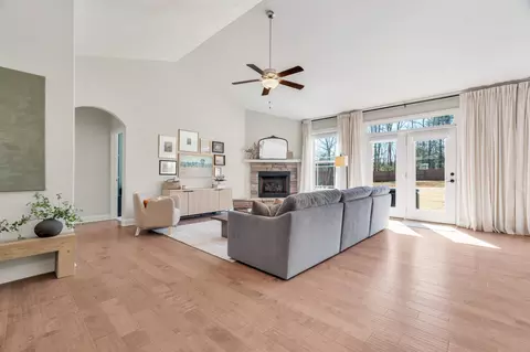 524 Turning Leaf Ln, Greer, SC 29651 photo 5