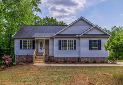 237 Hawkesberry Dr, Lyman, SC 29365