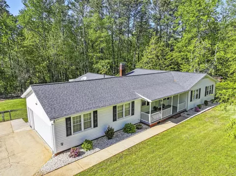 202 Trailwood Dr, Spartanburg, SC 29301